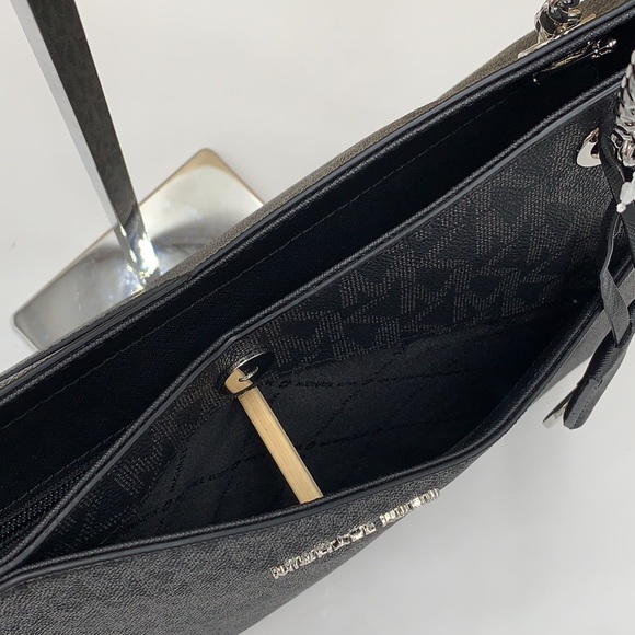 MICHAEL KORS LARGE X CHAIN LOGO SHOULDER BAG - Picture 8 of 16